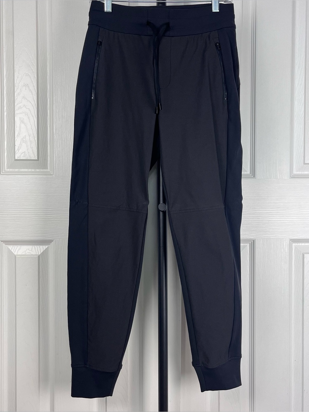 Athleta Headlands Hybrid Trek Mid Rise Jogger - Picture 2 of 8